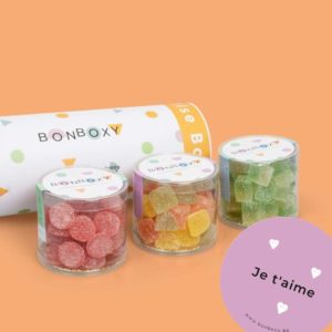 exclusieve handgemaakte snoepjes verzenden in een snoepdoos je t'aime geschenk