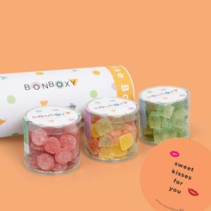 bebijn Bonboxy exclusieve handgemaakte snoepjes verzenden in een snoepdoos met sweet kisses